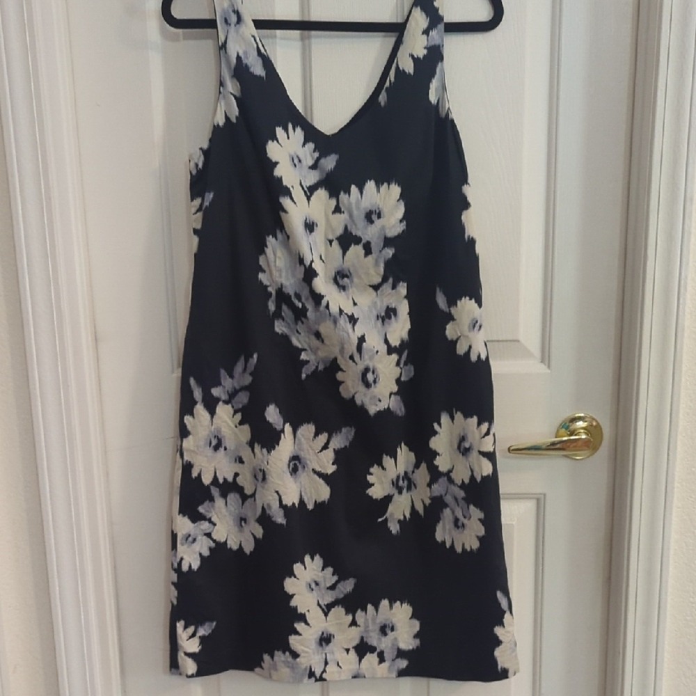 Ann Taylor LOFT Navy Floral Sleeveless Dress Size 14